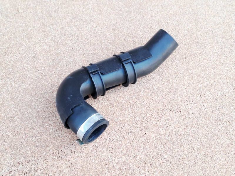 Патрубок заливной  горловины топливного бака Lifan 620 Solano Лифан 620 Ліфан Солано B1101100P фото