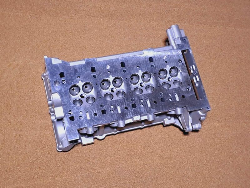Головка блоку циліндрів ГБЦ MG 3 Morris Garages, МЖ МГ 3 Моріс Моріс Гараж 10020763 фото