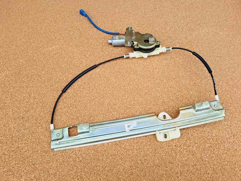 Склопідйомник передній лівий (в зборі) електро  Chery Amulet, Чері Амулет A11-6104110AB фото