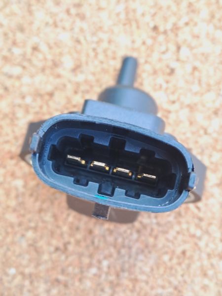 Датчик абсолютного давления (МАР) VW Volkswagen Caddy Golf Jetta Passat Vento Variant Polo Lupo Фольксваген Гольф Джетта Поло Варіант Пассат Кадди Кадді Венто Лупо 030 906 051 A фото