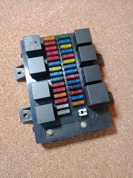 Блок запобіжників в зборі  SMA Maple C31, C51, C52, C81, R80, СМА SMA3722100B1 фото