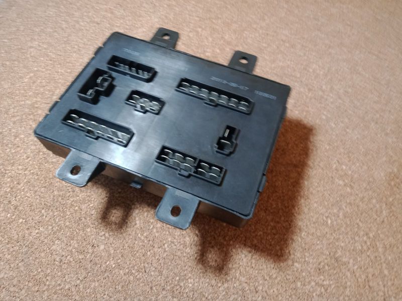 Блок запобіжників в зборі  SMA Maple C31, C51, C52, C81, R80, СМА SMA3722100B1 фото