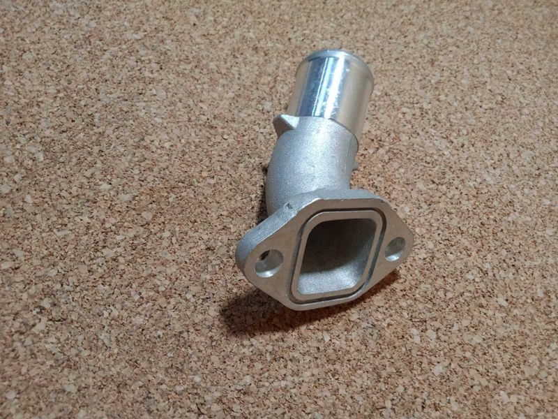 Патрубок охлаждения SMA Maple C51, C52, C81, R80 СМА Мапл С51, С52, С81 Р80 SMA6485 фото