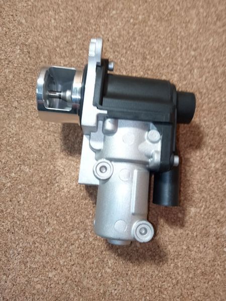 Клапан EGR Клапан egr рециркуляции газов VW Volkswagen Golf 5 Jetta&nbsp;Polo ​​​​​​​Caddy 3&nbsp;Passat B6&nbsp;Touran&nbsp;Фольксваген Гольф 5 Джетта&nbsp;Пассат Б6 Кадді Кадди 3 Туран Поло 3G131502B  фото