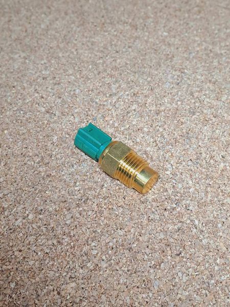 Датчик температуры охлаждающей жидкости 1-но контактный SMA C51, C52, C81, СМА Мапл С51, С52, С81 SMA050210005 фото