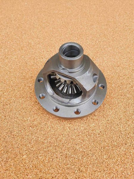 Корпус дифференціала КПП в зборі SMA Maple, СМА Мапл SMA Maple C51, C52, C81, R80 СМА Мапл С51, С52 SMA481Q1-2303300A фото
