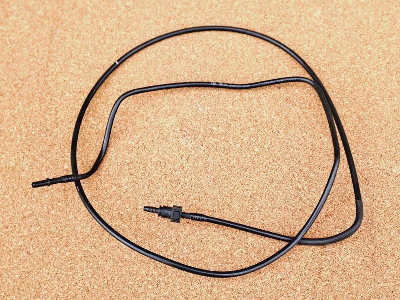 Трубка паливної магістралі SMA Maple C31, C51, C52, C81, R80, СМА Мапл С31, С51, С52, SMA1130120 фото