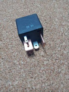 Реле стартера №1 VW Volkswagen Golf 5 Фольксваген Гольф 5 2003-2009 11-3735021 фото