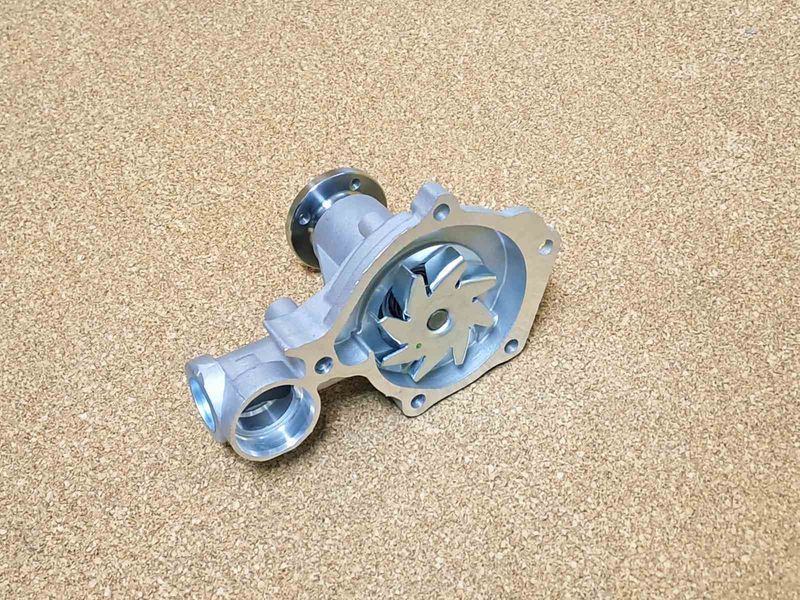 Помпа (насос водяной) Great Wall Hover, Грейт Вол Ховер SMD303389 фото