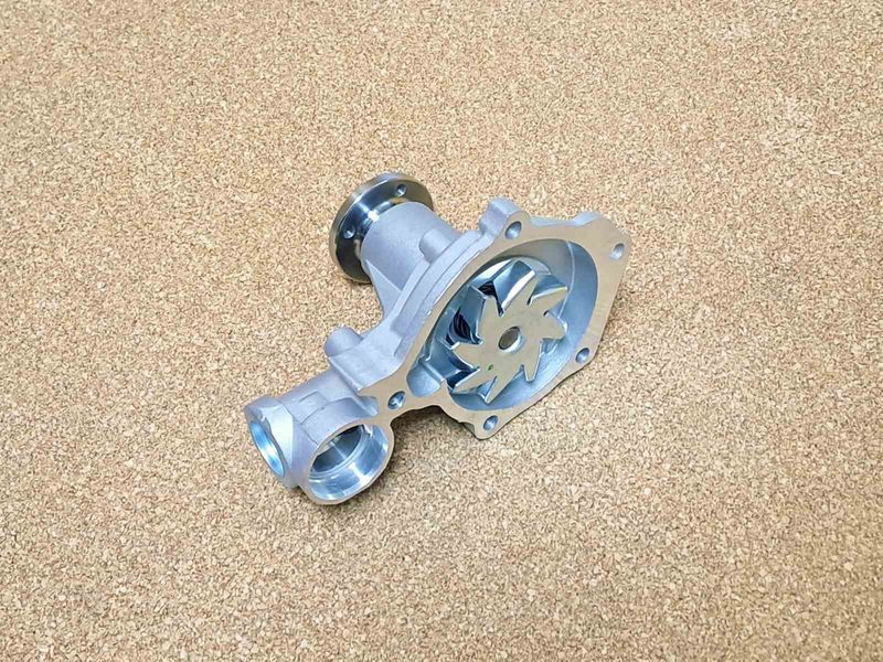 Помпа (насос водяной) Great Wall Hover, Грейт Вол Ховер SMD303389 фото